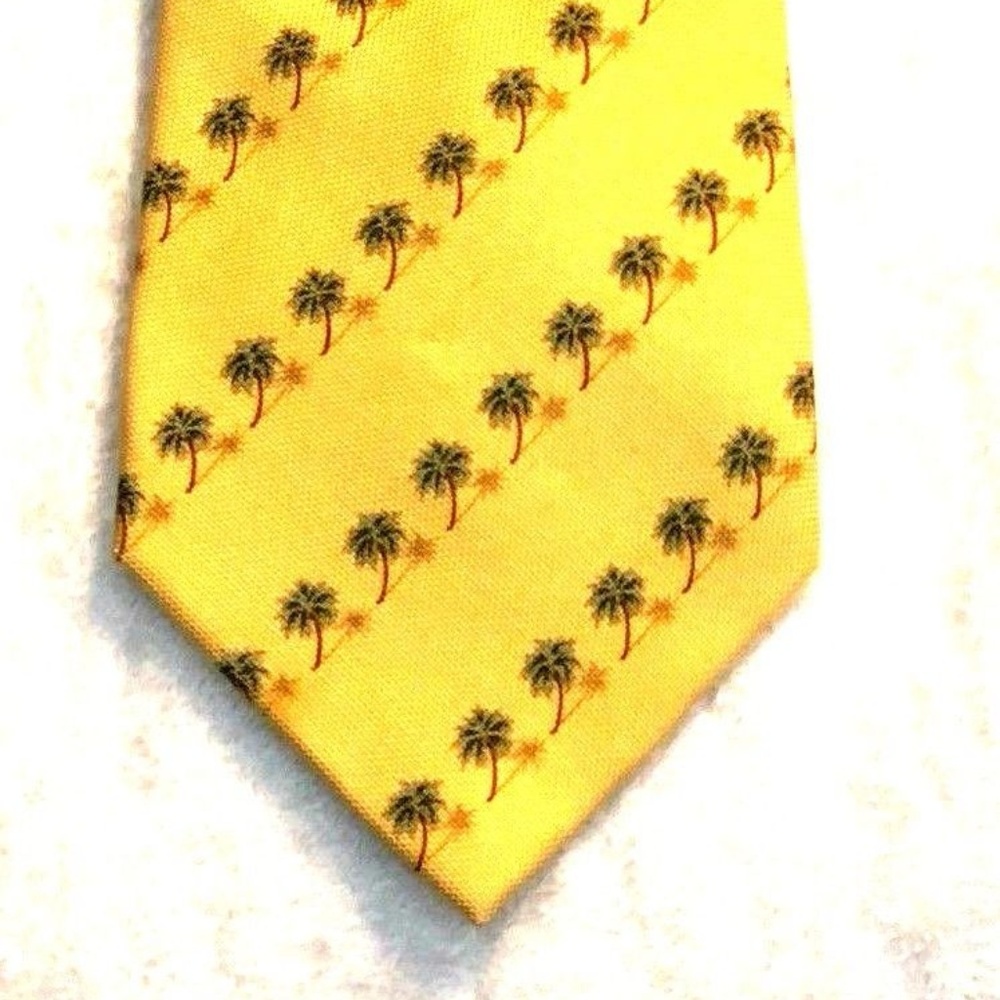 Tommy Bahama Muted Yellow Palm Tree Tropical Print